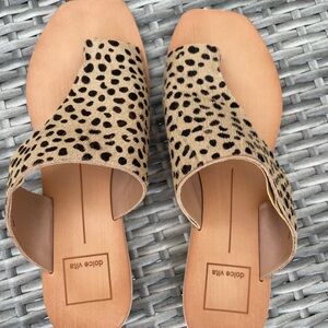Dolce Vita Hazle Thong Sandal Size 6 US